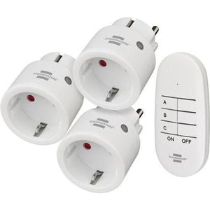 Brennenstuhl Comfort-Line Funkschalt-Set MINI 3+1, 3 Funksteckdosen, 1 Handsender, bis 2300 W, 25 m Reichweite, für den Innenbereich, erhöhter Berührungsschutz, B 148 x H 100 mm, weiß, inkl. Batterien