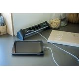 Brennenstuhl Alu-Office-Line 1391040410 4-voudige stekkerdoos met USB (stekkerdoos ideaal voor kantoor, 1,8 m kabel, met schakelaar, Made in Germany) zilver/zwart