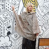 Reisenthel Mini Maxi Poncho Regenponcho Opvouwbaar Leo Macchiato Bruin