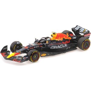 Minichamps - Red RB18 - Canadian GP 2022-1/43