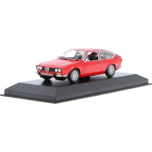 Alfa Romeo Alfetta GTV 1976 Rood