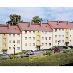 Auhagen - 11402 - H0 Klassiek Flatgebouw - Variaties Beschikbaar