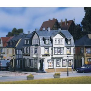 Auhagen - 12255 - Modelbouw Gebouw - Hoekhuis - 100 x 90 x 98 mm