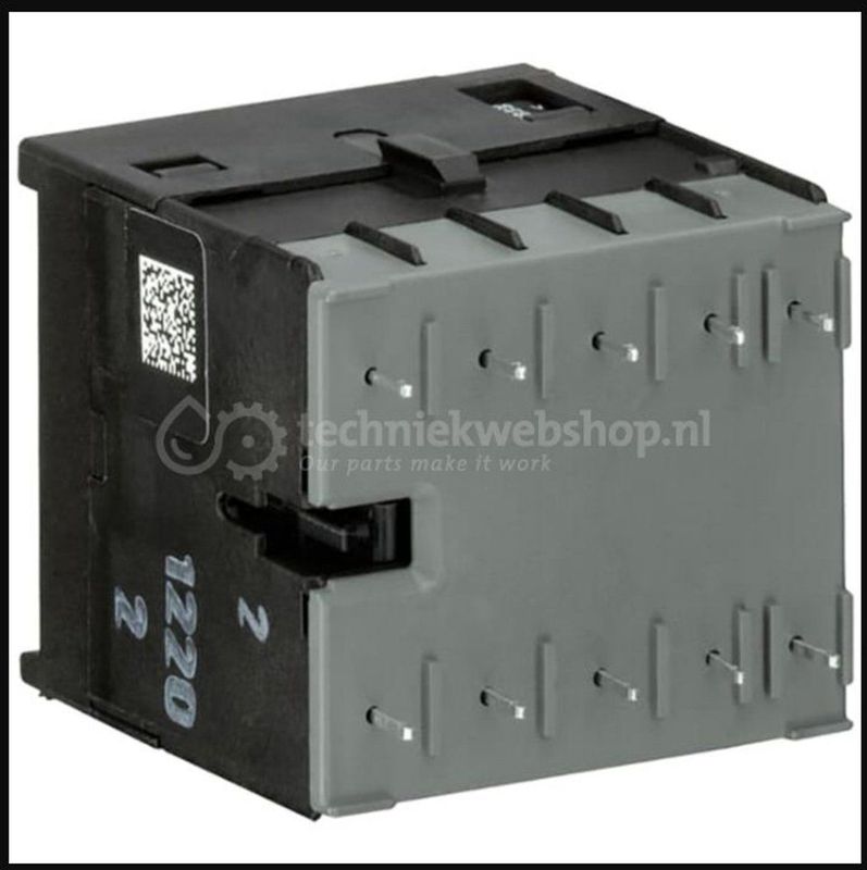 ABB - B6-30-10-P - Magneetschakelaar - 24V - 3 Maakcontacten - 1 Hulpcontact