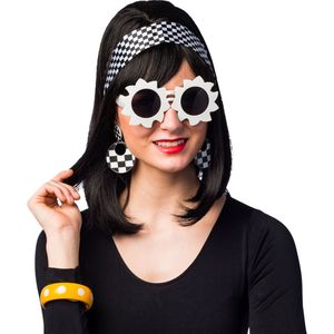 Carnaval verkleed jaren 60 setje - zwart/wit - dames - hippie/flower power - Brigitte Bardot ruitjes - Verkleedattributen
