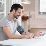 Medisana - BU 586 Voice - Bovenarm Bloeddrukmeter - LCD Scherm - Blauwe Achtergrondverlichting