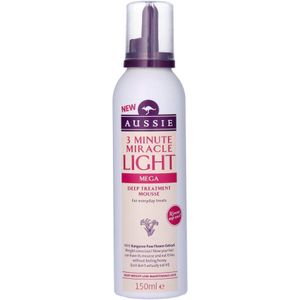 Aussie - Mega 3 Minute Miracle Light - Styling Mousse - 150 ml