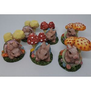 paasdecoratie 6 paasbeeldjes decoratie paashazen met paddestoelen
