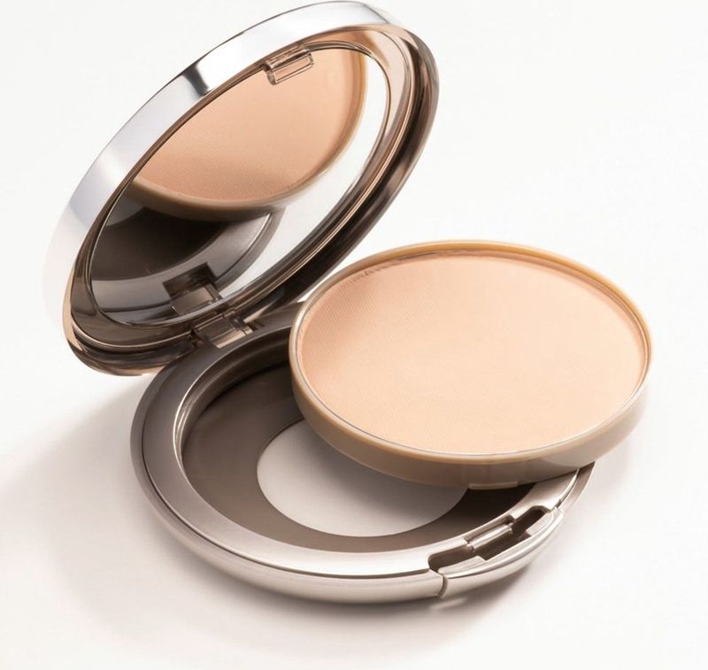 ARTDECO Complexion Make-up Hydra Mineral compact foundation navulling No. 70 Fresh Beige