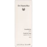 Dr. Hauschka Foundation 002 pine 30 ml