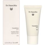 Dr. Hauschka Foundation 002 pine 30 ml