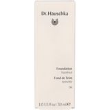 DR. HAUSCHKA - Foundation 04 Hazelnut - 30 ml - Foundation