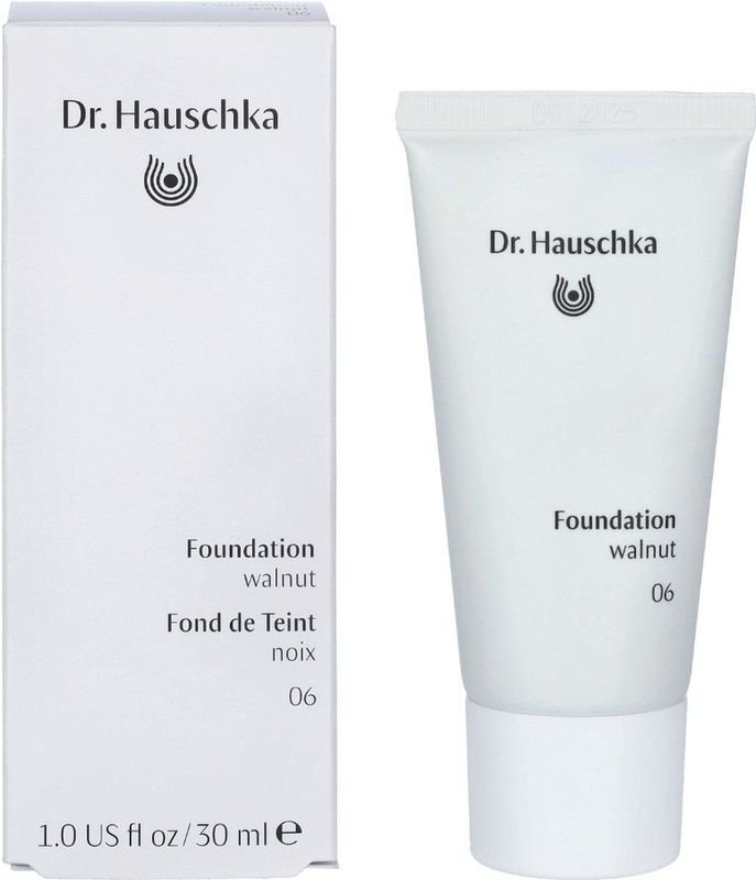 Dr. Hauschka Make-up Complexion Foundation 06 Walnut