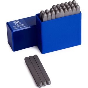 Gravurem 01102000 slagletters A-Z,& in letterhoogte 2mm