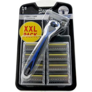 Wilkinson Quattro Titanium - Scheermesjes - Scheermeshouder en scheermesjes - XXL Pack - 8+1