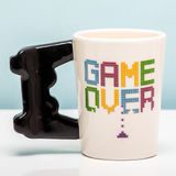 Out of the Blue Koffie mok/beker Game Over - controller - keramiek - 330 ml