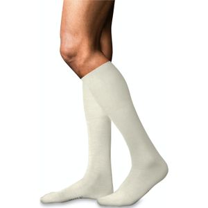 FALKE No. 6 Finest Merino & Silk heren kniekousen, wit (woolwhite)