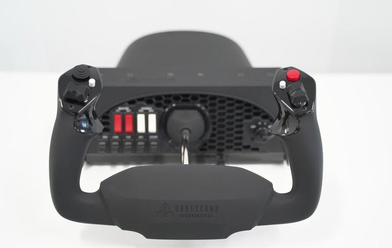 Alpha Flight Controls - Yoke & Switch Panel - Vluchtsimulatie - Zwart - Staal