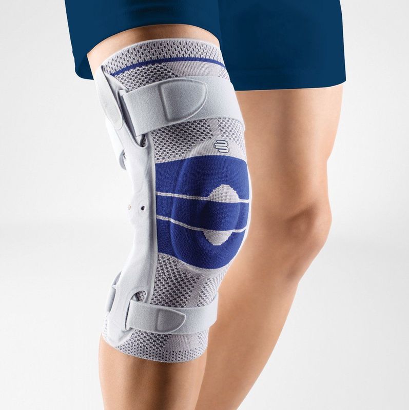 Bauerfeind - GenuTrain S Pro - Kniebrace - Size 3 - Instelbare Scharnieren