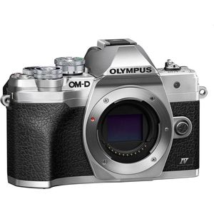 Olympus - OM-D E-M10 MK IV Kit - Camera - Zilver, Zwart - 20.30 Mpx