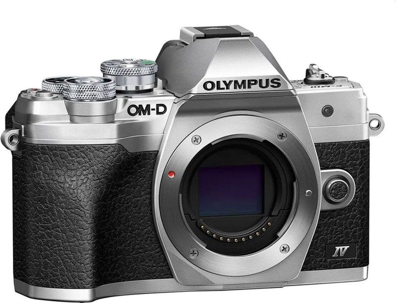 Olympus - OM-D E-M10 MK IV Kit - Camera - Zilver, Zwart - 20.30 Mpx