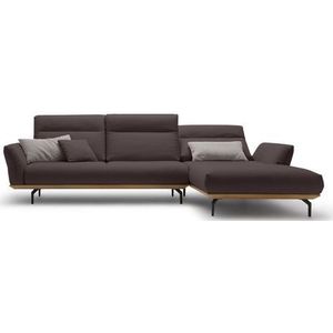 Creation BY ROLF BENZ Ecksofa »hs.460«, Sockel in Nussbaum, Winkelfüße in Umbragrau, Breite 318 cm