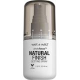 Wet n Wild - Photo Focus - Fixeerspray - Roze - Hydraterende Formule