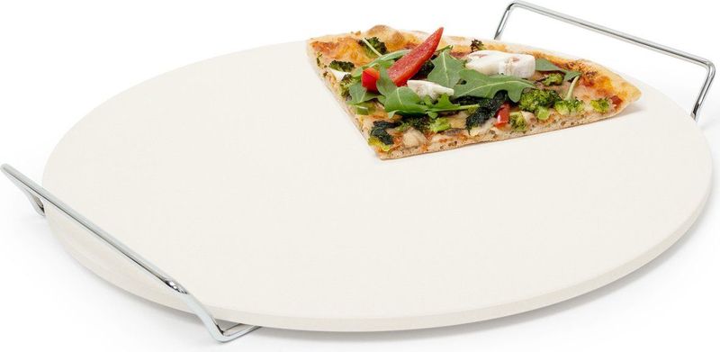 Pizzastein mit Halter, runde Steinplatte für Pizza & Flammkuchen, Grillstein aus Cordierit, 33 cm ø, beige - Relaxdays
