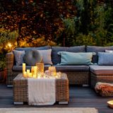 Relaxdays LED kaarsen - set van 6 - echte was - Ø 5 cm - flikkerende vlam - op batterijen -