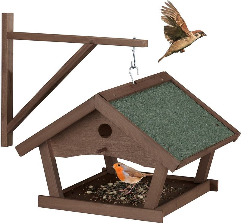 Vogelfutterhaus Holz, Futterhaus zum Aufhängen, hbt: 35x42,5x40,5 cm, Futterstelle für Wildvögel, dunkelbraun - Relaxdays