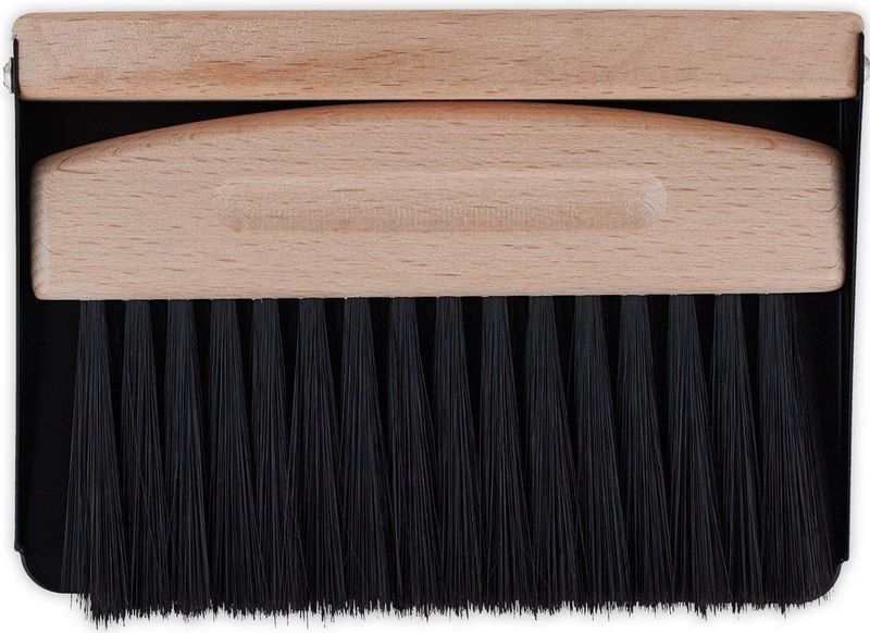 Relaxdays tafelveger met blik - hout en metaal - handvegertje - mini stoffer - magnetisch