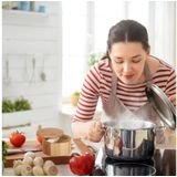 Relaxdays zoutpot met deksel & lepel - hervulbaar kruidenpotje bamboe - groot peperpotje