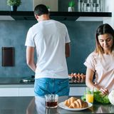 Relaxdays afvalbak wandmontage - 3L - softclose - prullenbak - staal - rechthoekig - wit