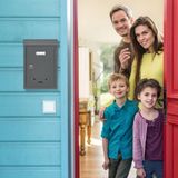 Relaxdays wandbrievenbus - met naambordje - metaal - 2 sleutels - 30,5 x 21 x 7 cm - wit