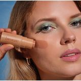 Glow in A Tube - Highlighter - Bronzen - Dermatologisch Bevestigd