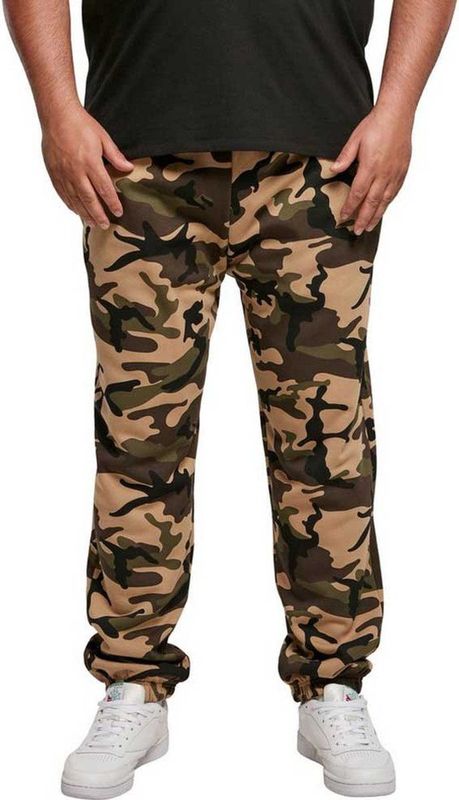 Urban Classics - Basic Camo 2.0 woodcamo Heren joggingbroek - Groen
