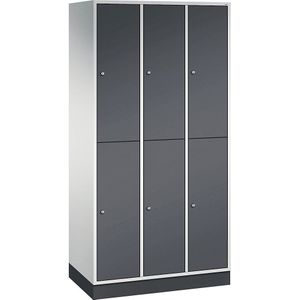 C+P Lockerkast met twee verdiepingen Intro, 3 compartimenten, lichtgrijs / zwartgrijs, b x d = 920 x 500 mm