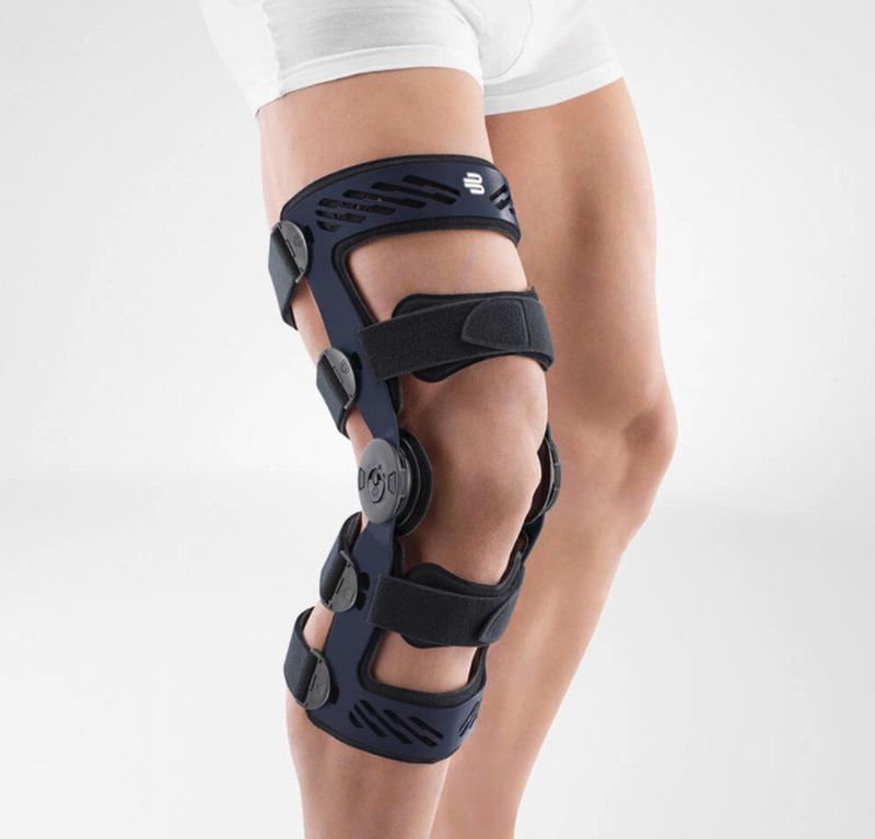 SecuTec Genu - Kniebrace - Blauw - Aluminium - Stabilisatie Kniegewricht