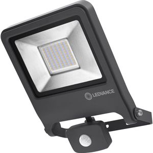 LEDVANCE LED Fluter, Leuchte für Außenanwendungen, Kaltweiß, Integrierter Tageslicht- und Bewegungssensor, Endura Flood Sensor
