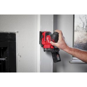 Milwaukee M18 BQSS-502B 18V Li-ion Accu Vlakschuurmachine Set (2x 5.0Ah) In Transporttas