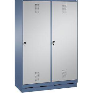 C+P EVOLO garderobekast, deur over 2 afdelingen, met sokkel, 4 afdelingen, 2 deuren, afdelingbreedte 300 mm, verblauw / blank aluminiumkleurig