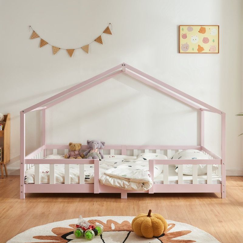 en.casa Kinderbett, »Treviolo« Haus-Optik mit Rausfallschutz 140x200 cm Rosa/Weiß