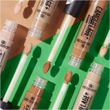 Essence - Camouflage Matte Concealer - Lichtroze - Veganistisch - Waterdicht