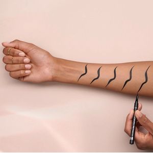 Catrice - Calligraph Pro Precise - Eyeliner - Zwart - 1,1 ml