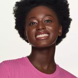 Essence - Hydra Kiss Lip Oil - 4 ml - Lipverzorging - Glanzend - Hyaluronzuur