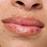 Essence - Juicy Bomb Glossy Butter Balm - 04 Kiwi To My Heart - Groen - Lipbalm