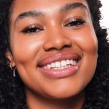 essence - Colour it! - Metallic Liquid Liner - Nr. 01 - Burnished Bronze - 3 ml