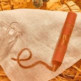 essence - YEE HAW! - Crèmige Eyeliner en Oogschaduw in Stick - Tint 01 Big Dreams In Big Boots - 2.8 g