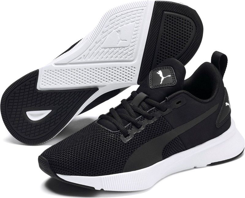 PUMA - Flyer Runner - Sportschoen - Zwart - Ademend Mesh