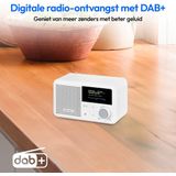 MEDION S66822 Draagbare mini DAB+ radio met Bluetooth (oplaadbare batterij, dimbaar kleurenscherm, telescopische antenne, slaaptimer, wekker, sluimerstand, AUX, USB-C) wit